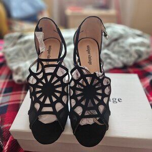 Unique vintage spider web heels